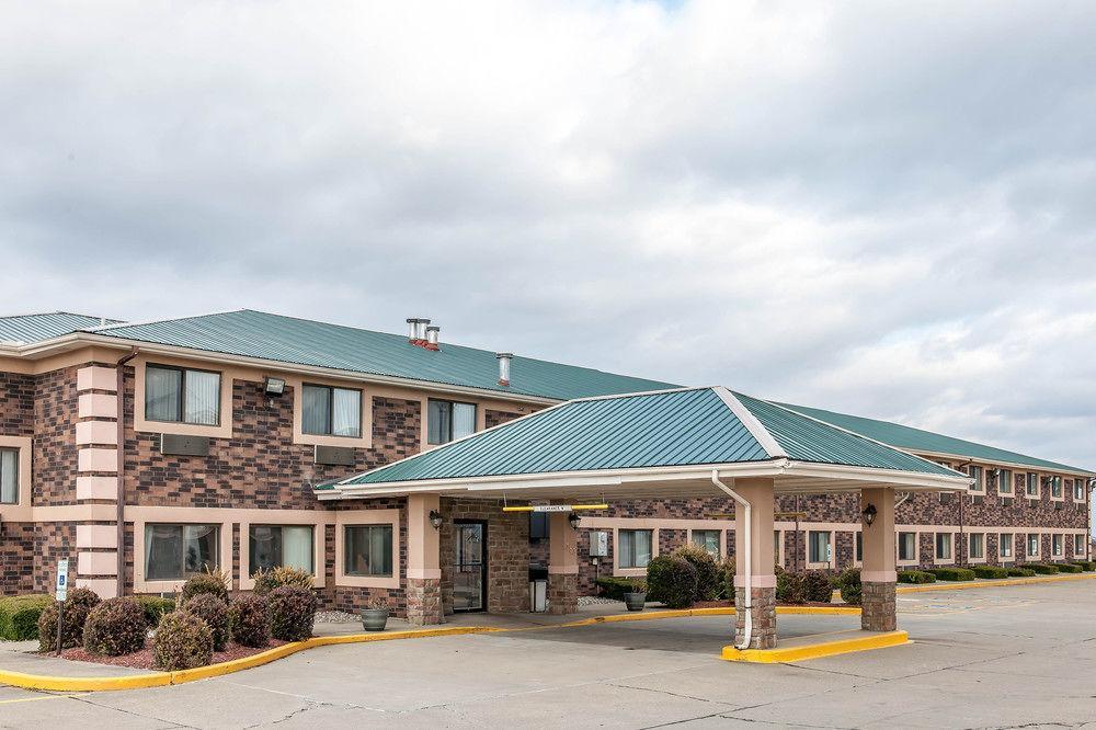 Quality Inn & Suites Danville Exteriér fotografie