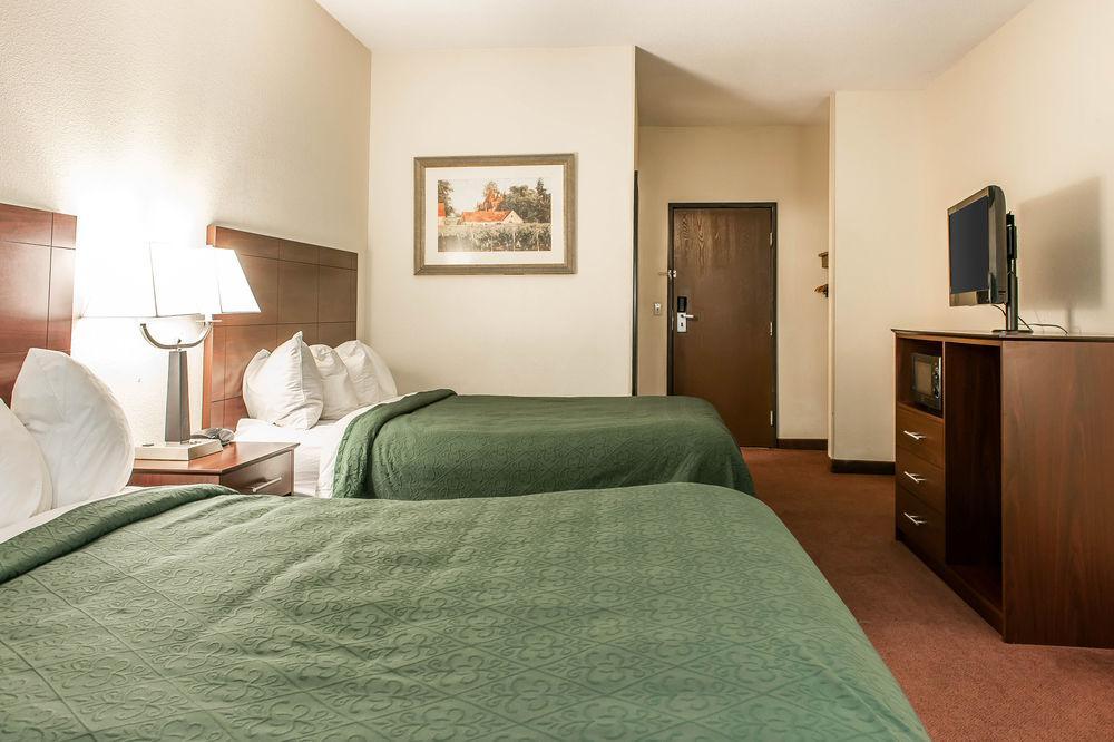 Quality Inn & Suites Danville Exteriér fotografie