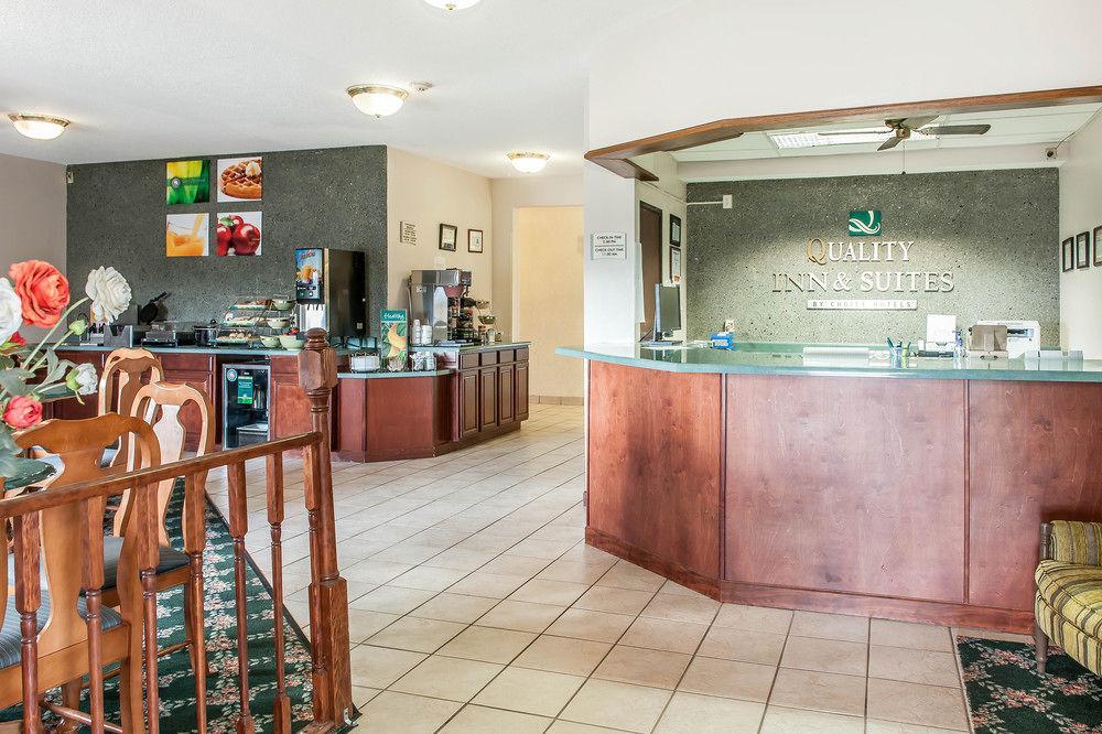 Quality Inn & Suites Danville Exteriér fotografie