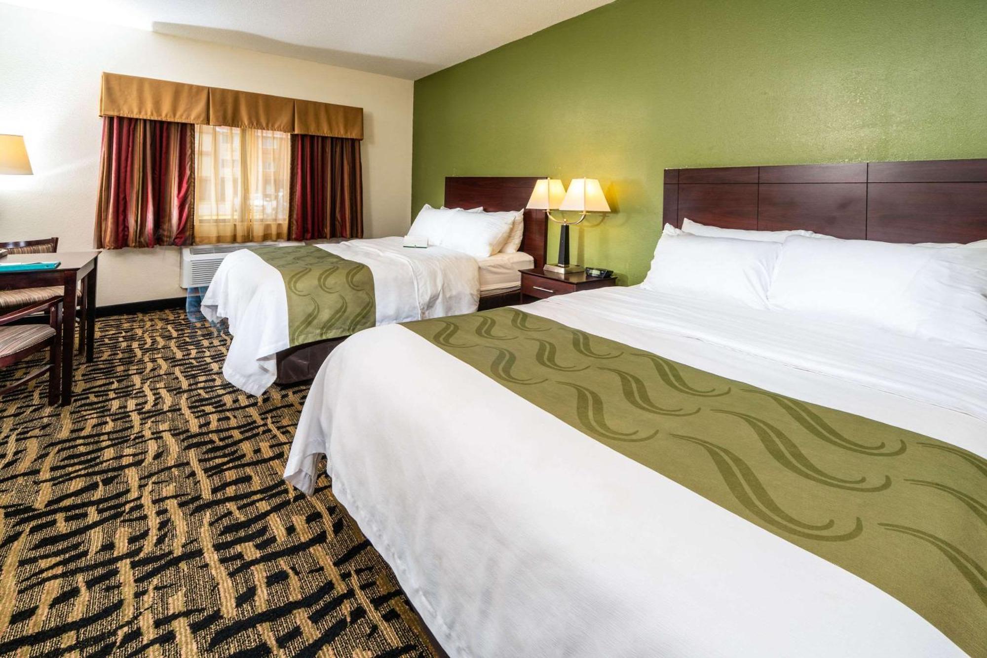 Quality Inn & Suites Danville Exteriér fotografie