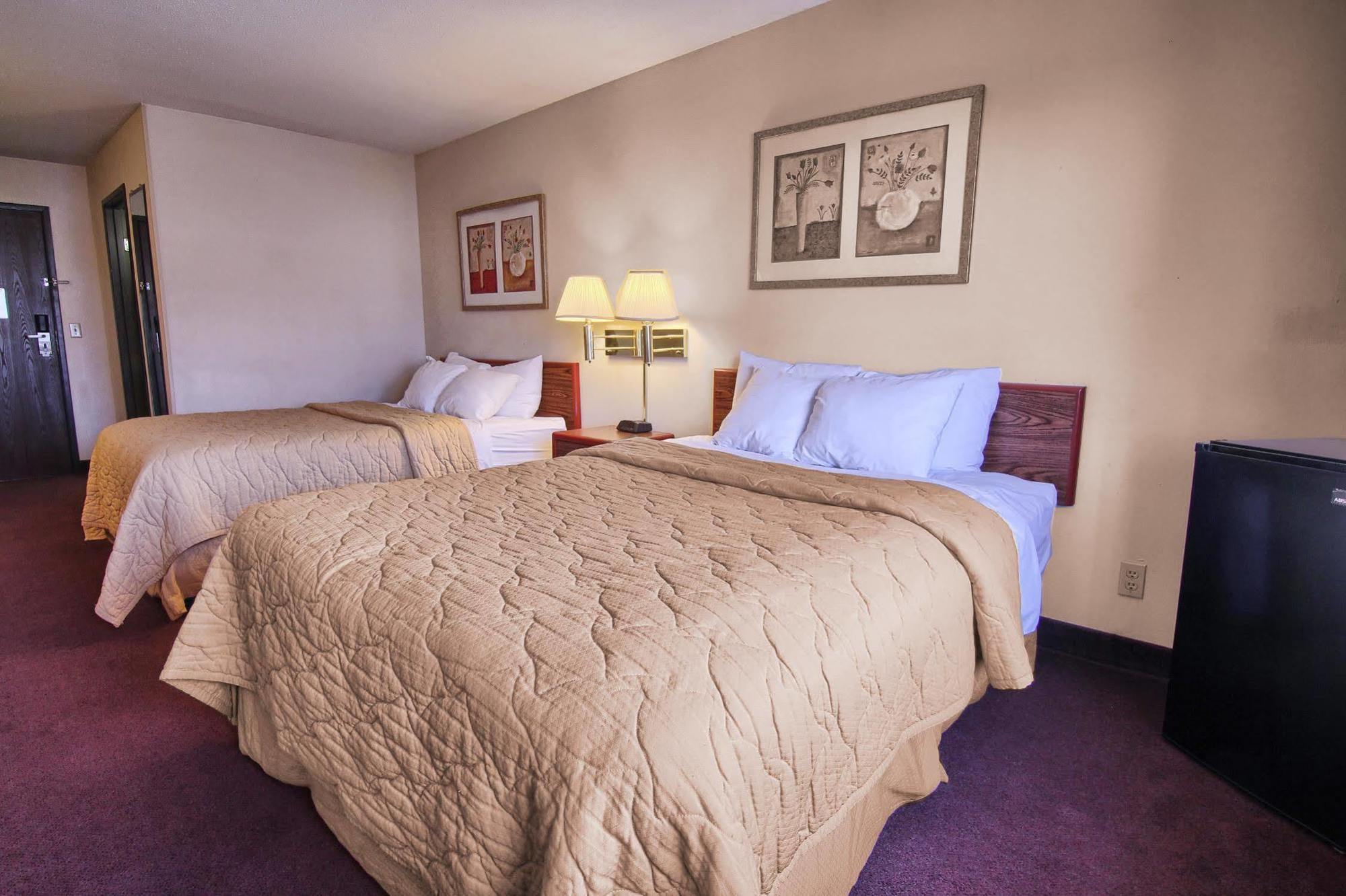 Quality Inn & Suites Danville Exteriér fotografie