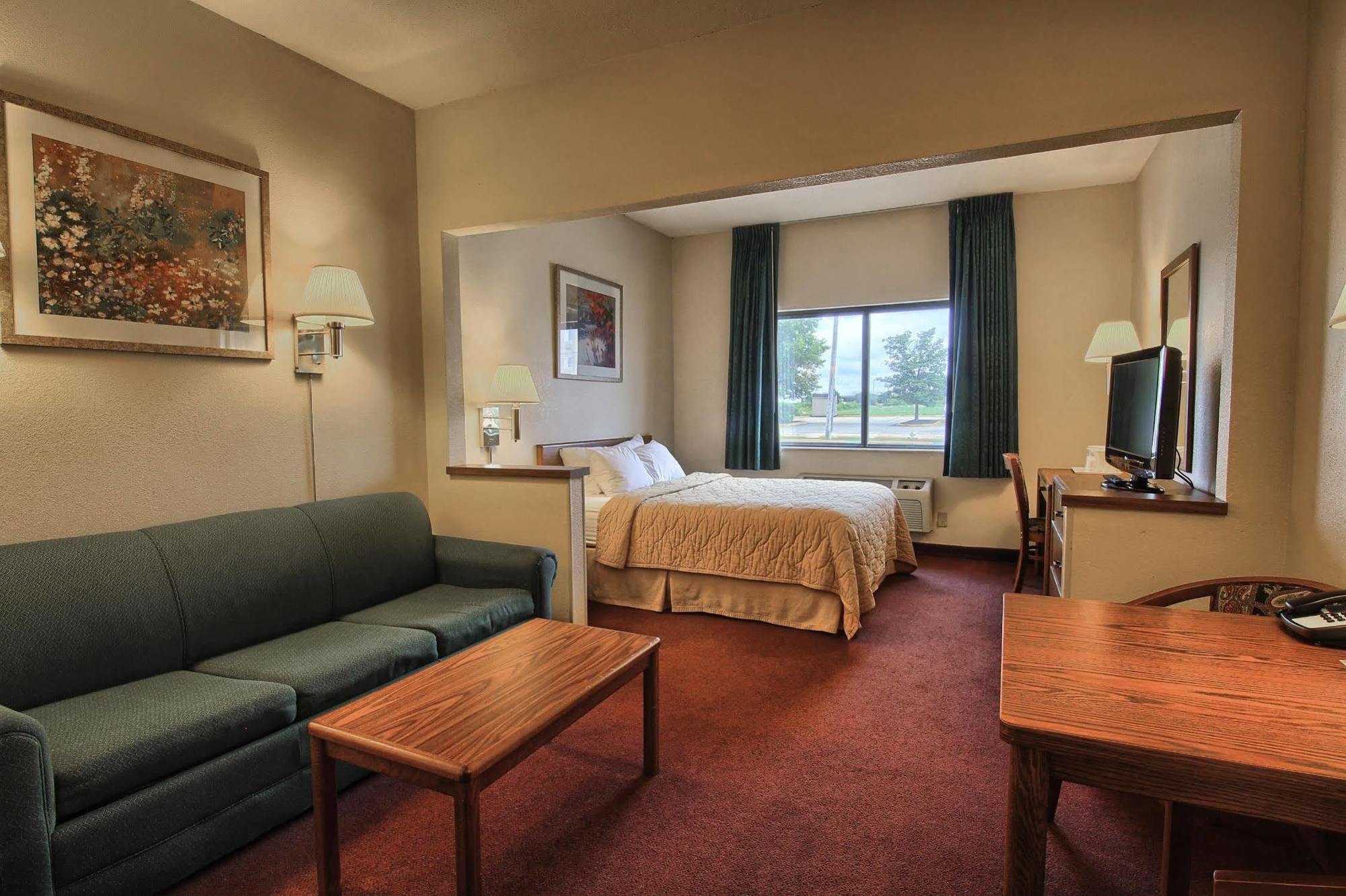 Quality Inn & Suites Danville Exteriér fotografie