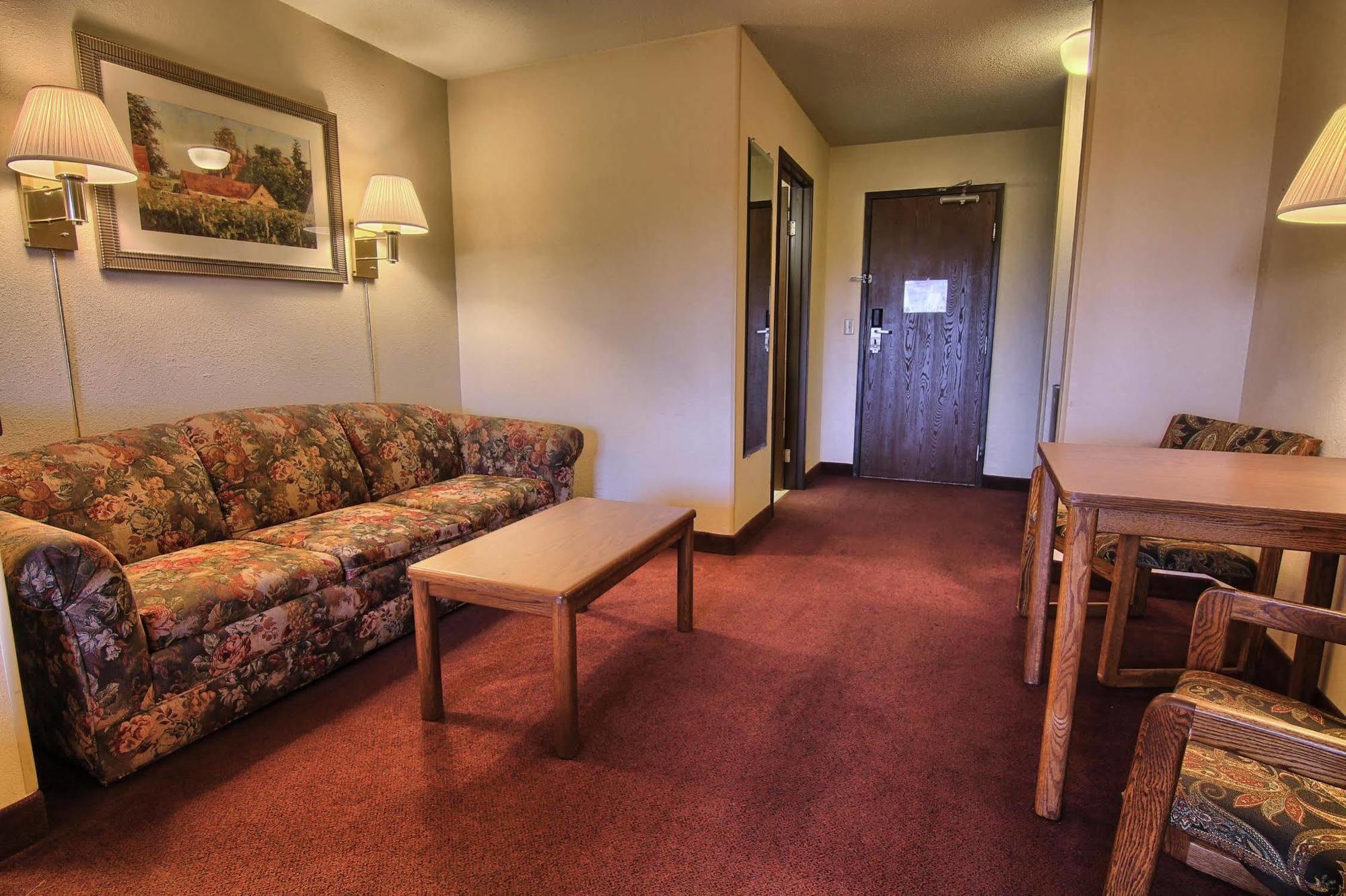 Quality Inn & Suites Danville Exteriér fotografie