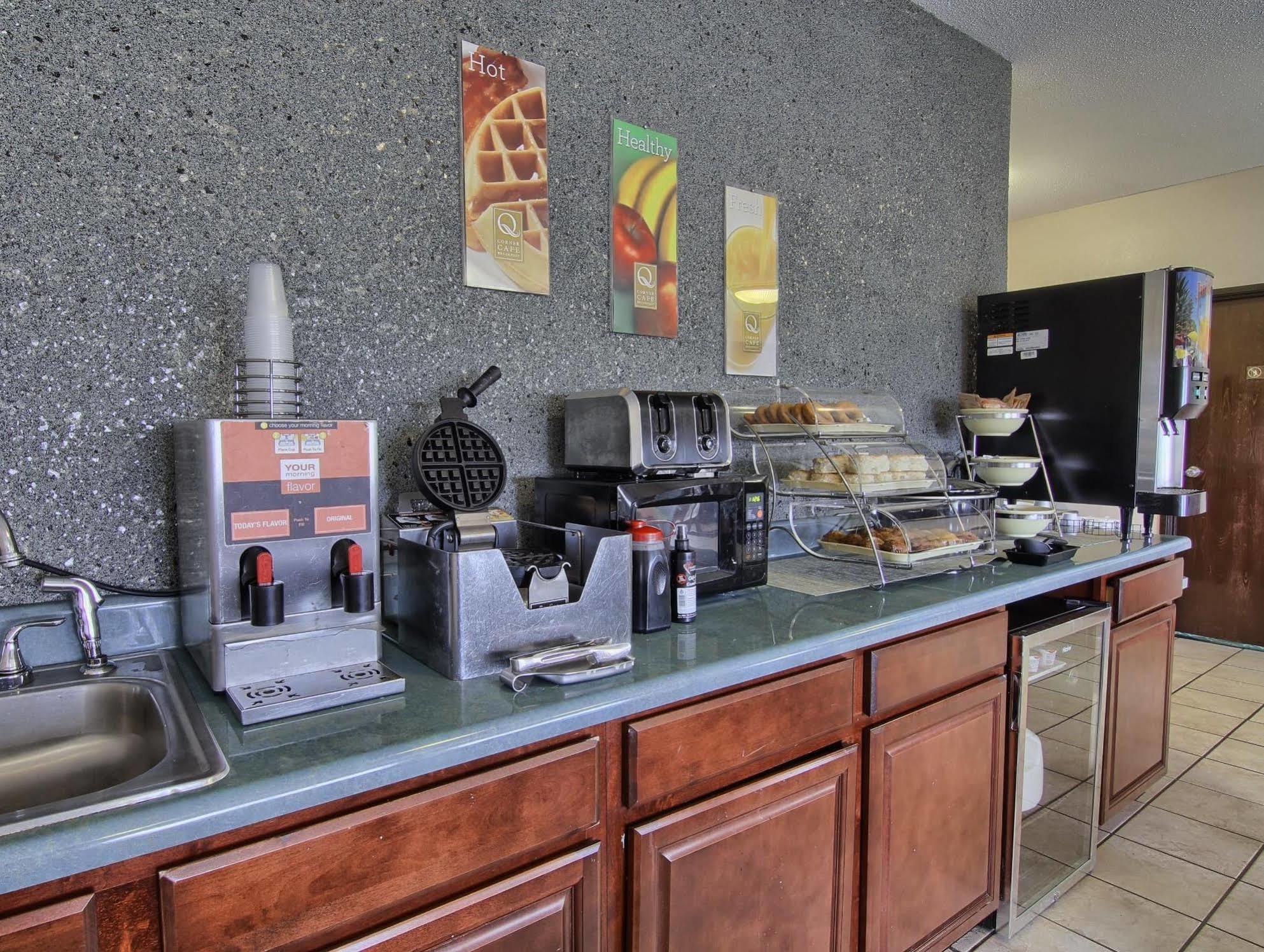 Quality Inn & Suites Danville Exteriér fotografie