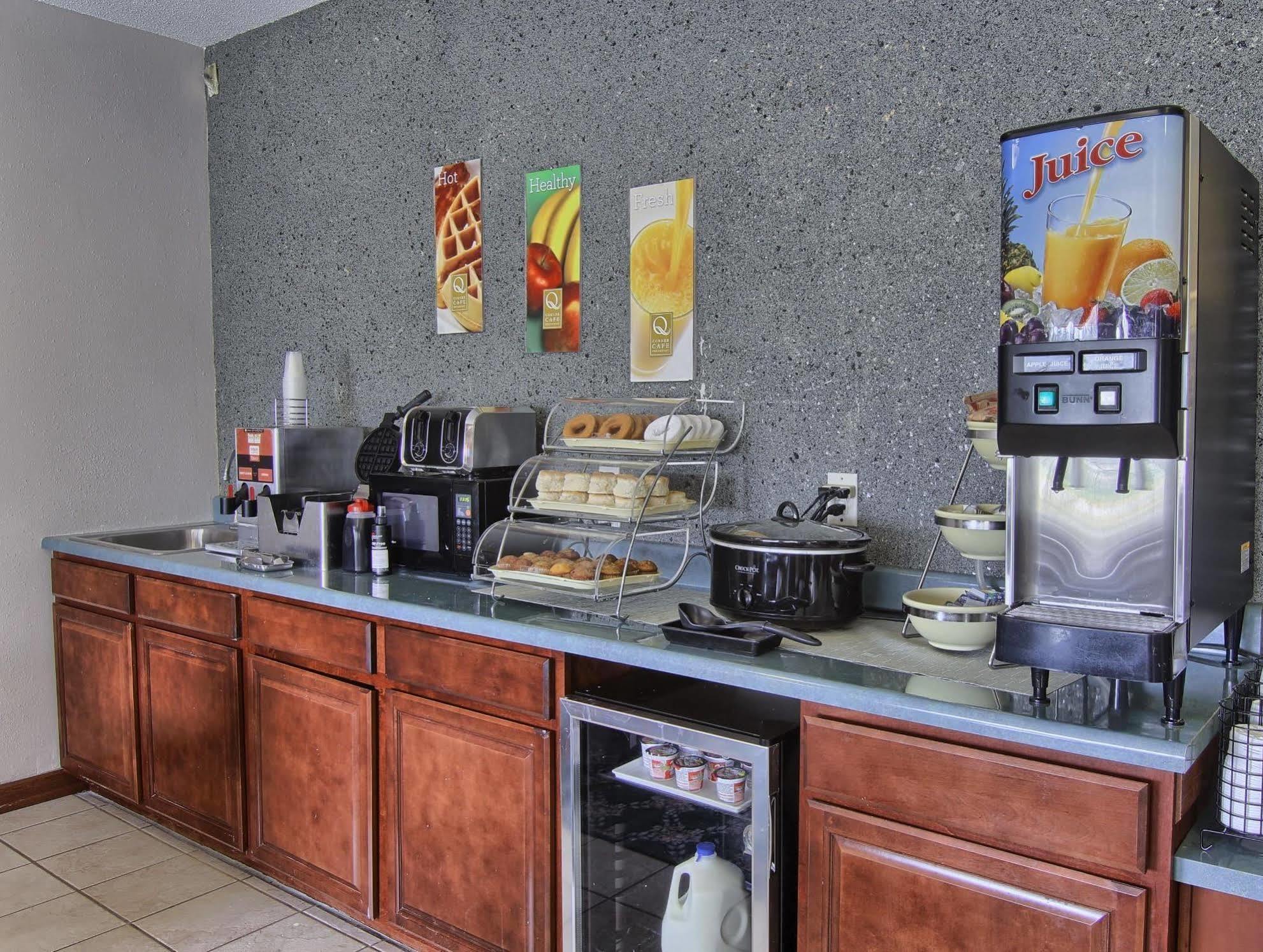Quality Inn & Suites Danville Exteriér fotografie