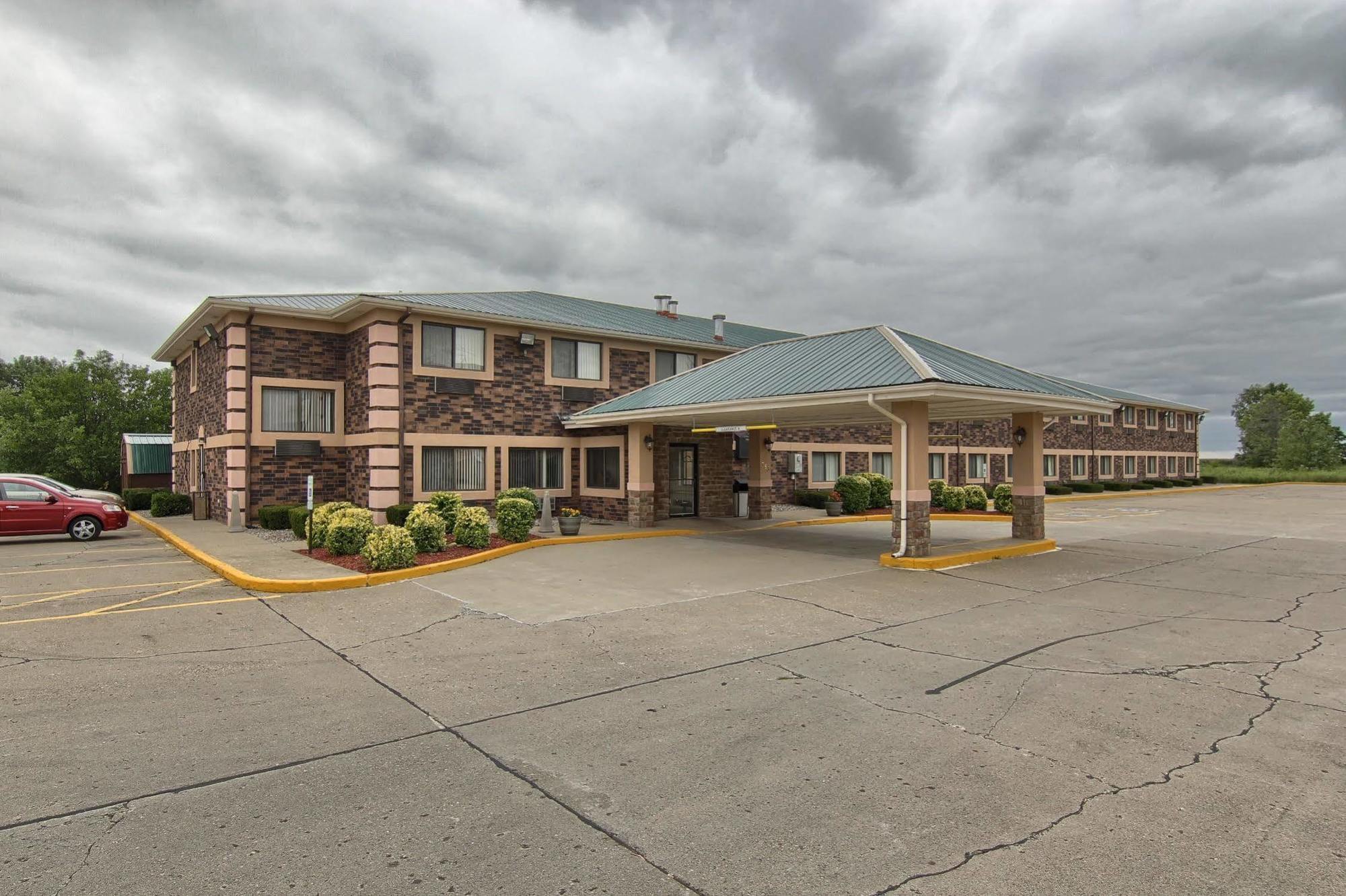 Quality Inn & Suites Danville Exteriér fotografie